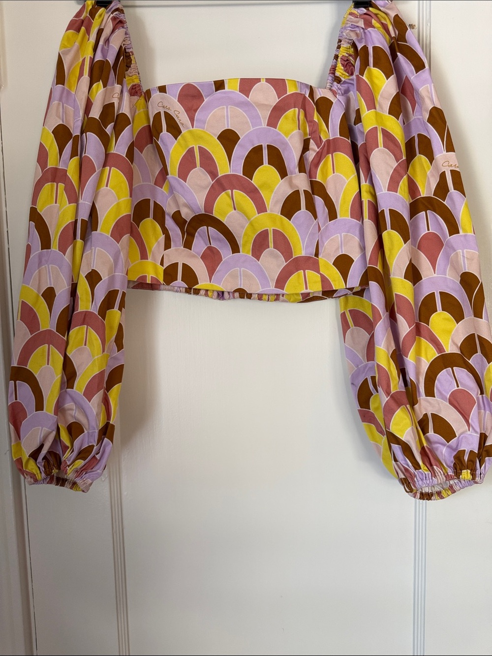 Cara Cara Colorful Arch Print Puff Sleeve Crop Top